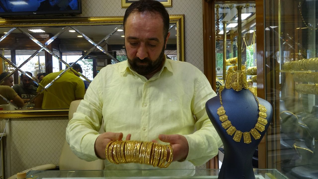 Siirt'te kuyumculardan vatandaşlara sahte altın uyarısı