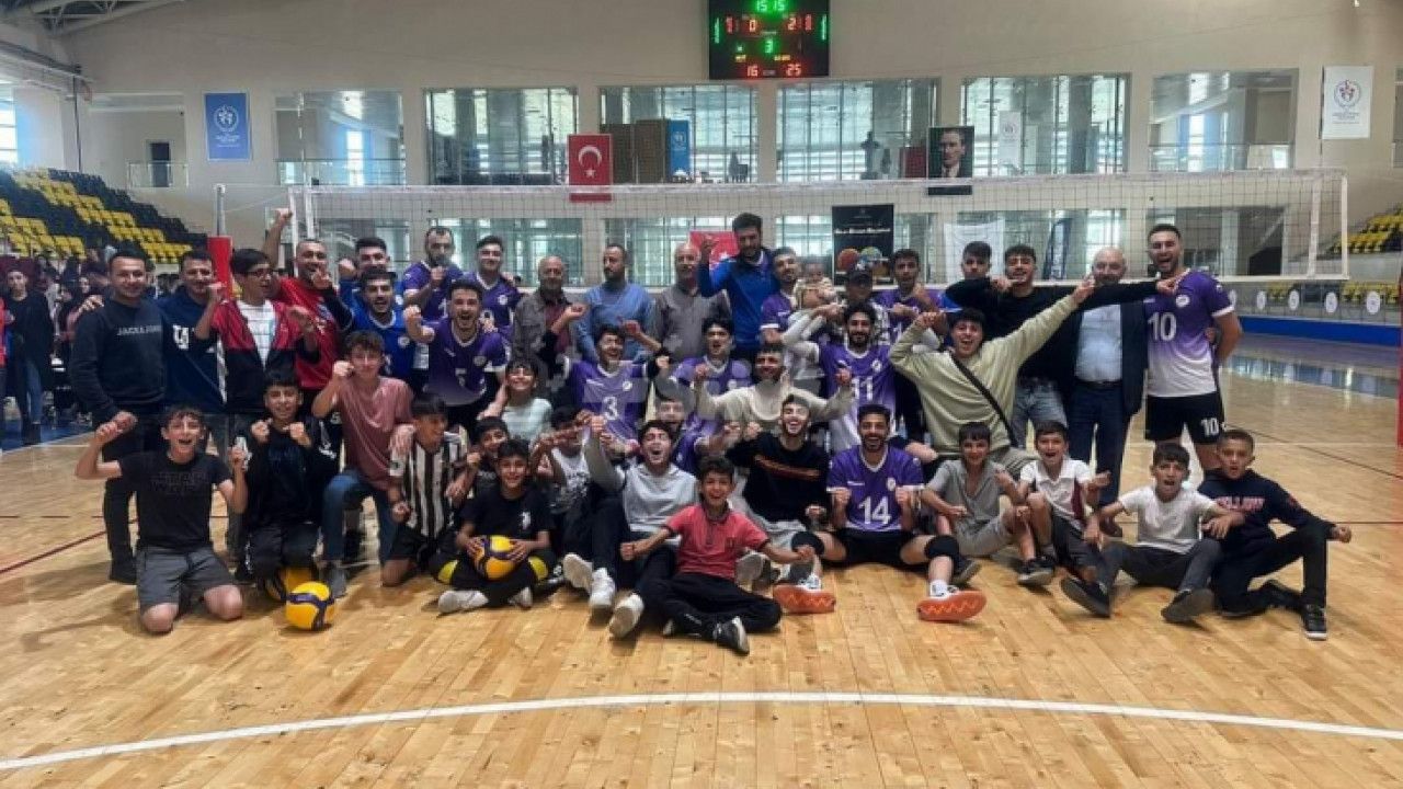 Siirt Belediyesi Voleybol Takımı kader maçına çıkacak