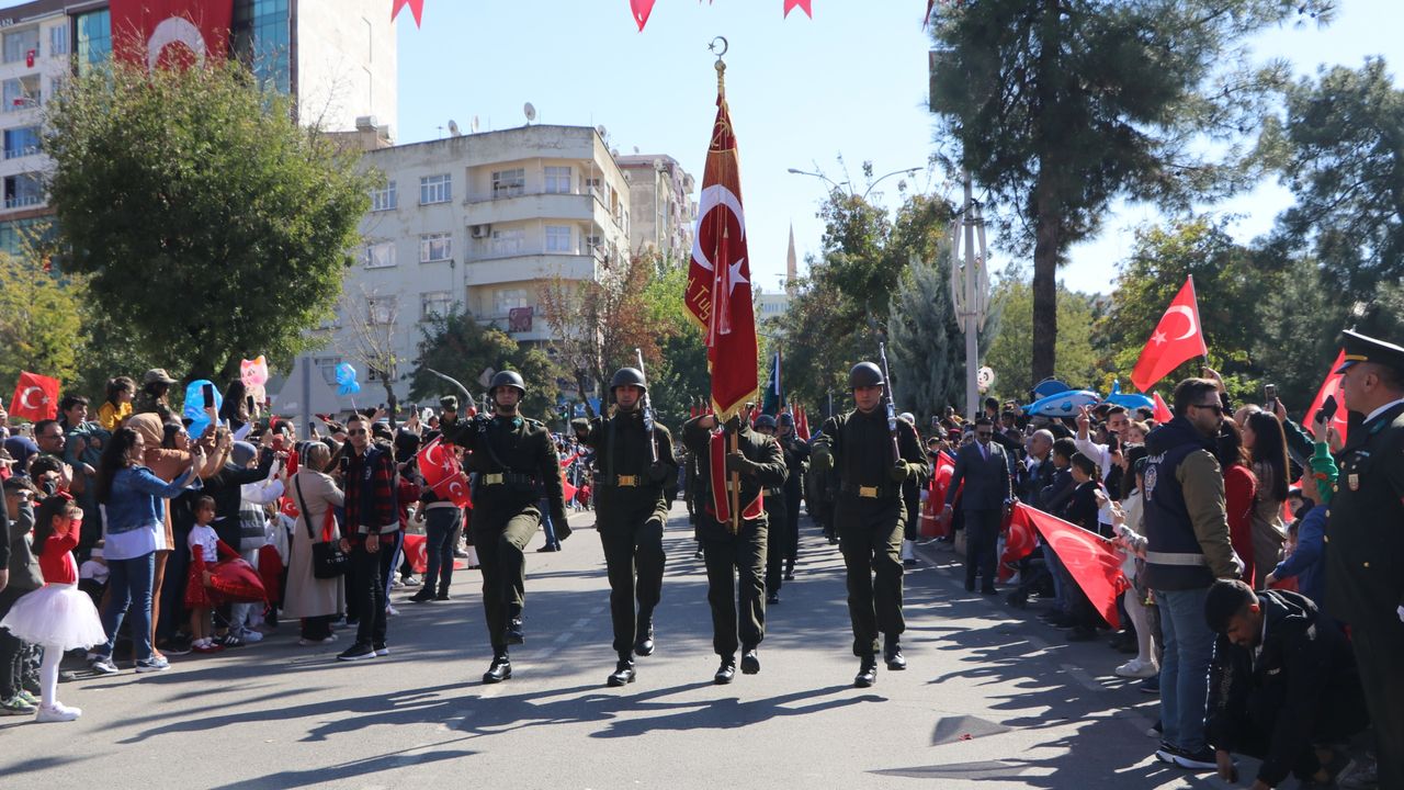 29 EKİM CUMHURİYET BAYRAMI’NIN 102. YILI COŞKUYLA KUTLANACAK!