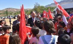 Siirt Valisi Kızılkaya, Meydandere köyü şenliklerinde vatandaşlarla bir araya geldi