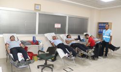 Siirt Belediyesi personeli kan bağışı kampanyasına destek verdi
