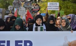 HÜDA PAR Siirt Kadın Kolları İsrail'in Filistin'e yönelik saldırılarını protesto etti