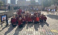 Siirt Şehit Polis Hayrettin Şişman İlkokulu öğrencileri Büyük Önder Atatürk'ü andı