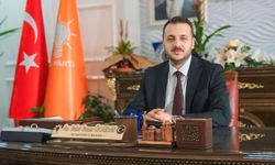 AK Parti İl Başkanı Av. Bahri Caner Özturan’dan Öğrencilere ve Öğretmenlere Mesaj