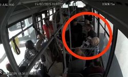 Siirt’te otobüste fenalaşan yolcu hastaneye yetiştirildi, o anlar kameraya yansıdı