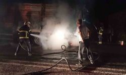 Siirt’te buğday yüklü tır seyir halindeyken yandı
