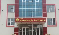 Siirt’te Velilerden Talep: Mehmetçik İlkokulu İki Öğün Eğitim Versin