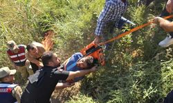 Siirt’te öğretmenleri taşıyan otomobil dereye uçtu: 2 yaralı