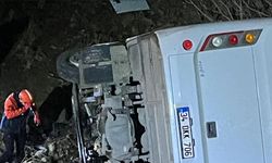 Siirt’te Maden İşçilerini Taşıyan Servis Uçuruma Yuvarlandı: 2’si Ağır 15 Yaralı