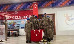 Özel Bireyler Askeri Kamuflaj Giyerek Yemin Törenine Katıldı