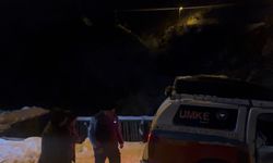 Siirt’te UMKE Ekipleri Kar ve Tipiye Rağmen Hastalara Yetişmeye Çalışıyor