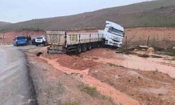 Kurtalan’da Kamyon Kazası Ucuz Atlatıldı