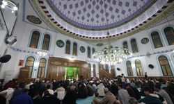 Siirt'te Mübarek Kadir Gecesi Kur'an Tilaveti ve Dualarla İdrak Edildi