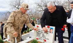 Siirt Ekmekçiler Köyü’ndeki Şehitler Dualarla Anıldı