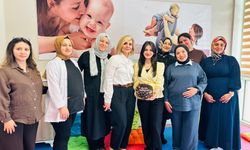 Gebe Okulu’nda Eğitimlerini Tamamlayan Anne Adayları Mezuniyet Belgelerini Aldı