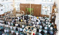 Siirt'te 15 Temmuz Şehirleri İçin Mevlid-i Şerif ve Dua Programı Düzenlendi