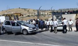 Kurtalan’da Kavşakta Kaza: İki Otomobil Çarpıştı, 1 Kişi Yaralandı