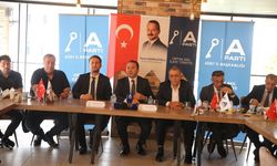 Anahtar Parti teşkilatları Siirt'te buluştu