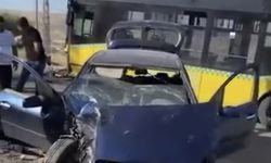 Siirt’te Otobüs ve Otomobil Çarpıştı: 1 Kişi Yaralandı