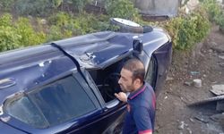 Siirt’te Otomobil Bahçeye Uçtu: 4 Yaralı Mahsur Kaldı