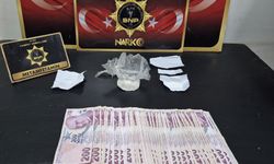 Siirt'te Sokak Satıcılarına Yönelik Uyuşturucu Operasyonu: 3 Tutuklama