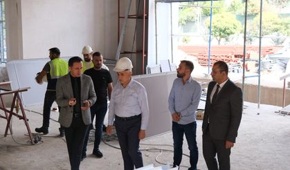 Siirt Milletvekili Mervan Gül, Siirt Halk Kütüphanesi İnşaatını İnceledi