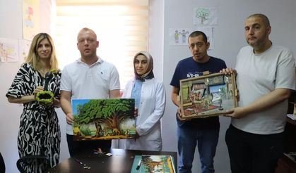 Siirt'teki merkezde özel bireyler ruhsal problemlerini sanatla aşıyor