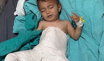 Minik Bebek, Özel Siirt Hayat Hastanesi’nde Gerçekleştirilen Başarılı Kalça Çıkığı Ameliyatı ile Sağlığına Kavuştu