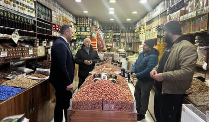 AK Parti Siirt İl Başkanı Av.Bahri Caner Özturan, Esnaf ve Vatandaşlarla Buluştu