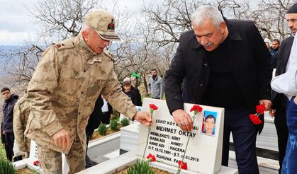 Siirt Ekmekçiler Köyü’ndeki Şehitler Dualarla Anıldı