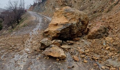 Siirt’te Şiddetli Yağış Hayatı Olumsuz Etkiledi: Ekipler Seferber Oldu
