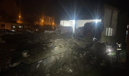 Siirt’te Yağışların Ardından Metruk Bina Çöktü: Facia Ucuz Atlatıldı