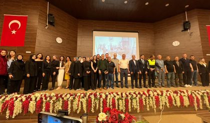 Siirt Üniversitesinde “Aşkın Terennümü” Şiir ve Müzik Dinletisi Yoğun İlgi Gördü