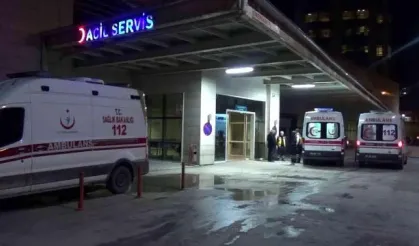 Siirt’te Otomobil ile Motosiklet Çarpıştı: 1 Ağır Yaralı