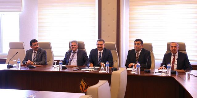 Siirt Üniversitesinde Tıp Fakültesi Değerlendirme Toplantısı Yapıldı