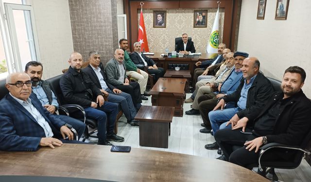AK Parti Merkez İlçe Başkanı Hikmet Ekin, ahde vefaya önem veriyor