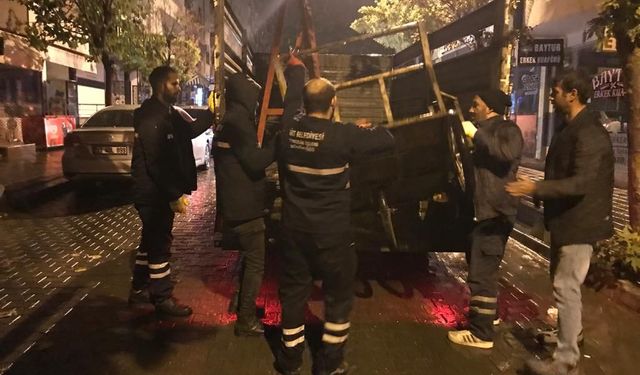 Siirt Belediyesi, şehir genelinde görüntü kirliliği ve kaldırım işgallerine karşı ortak tedbirler aldı
