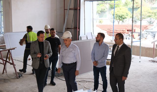 Siirt Milletvekili Mervan Gül, Siirt Halk Kütüphanesi İnşaatını İnceledi