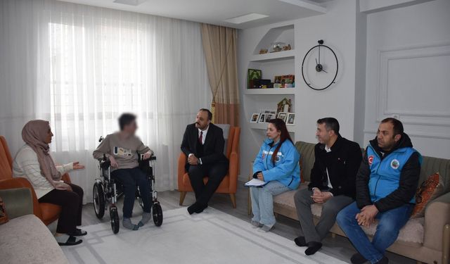 Siirt'te Engellilere Büyük Kolaylık: Tekerlekli Sandalyeler Evden Alınıp Onarılıp Teslim Ediliyor