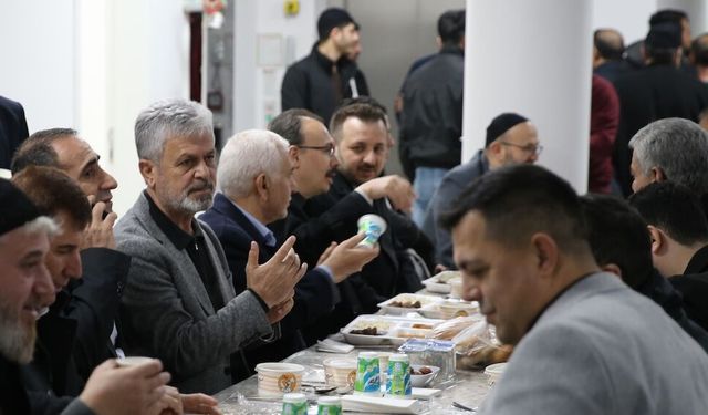 Tillo Belediyesi'nden Gönülleri Buluşturan İftar Programı