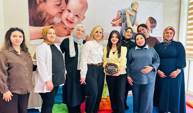 Gebe Okulu’nda Eğitimlerini Tamamlayan Anne Adayları Mezuniyet Belgelerini Aldı