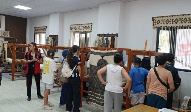 Gençler, Siirt Olgunlaşma Enstitüsü’nde Geleneksel El Sanatlarıyla Buluştu