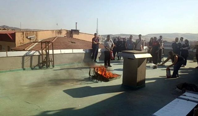 Siirt'te Hastanede Gerçeğini Aratmayan Yangın Tatbikatı