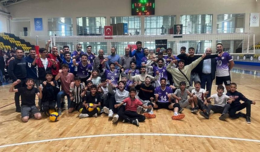 Siirt Belediyesi Voleybol Takımı kader maçına çıkacak