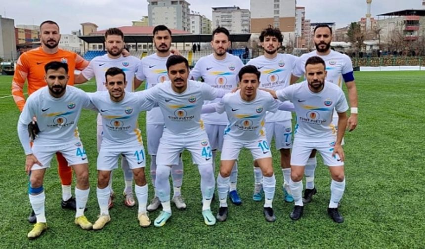 Siirt İl Özel İdaresi Spor, Sultanbeyli Sporu iki golle geçti