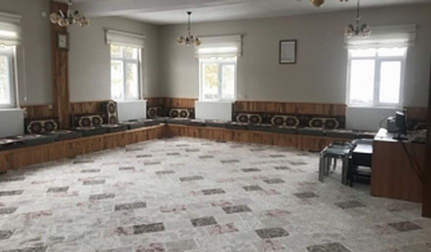 AK Parti Siirt Belediye Başkan Adayı Olgaç'tan kadın taziye evleri projesi