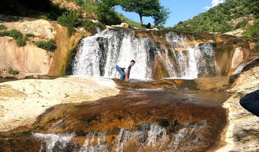 Saklı Cennet ‘Tanzi Köyü' eşsiz manzarasıyla göz kamaştırıyor