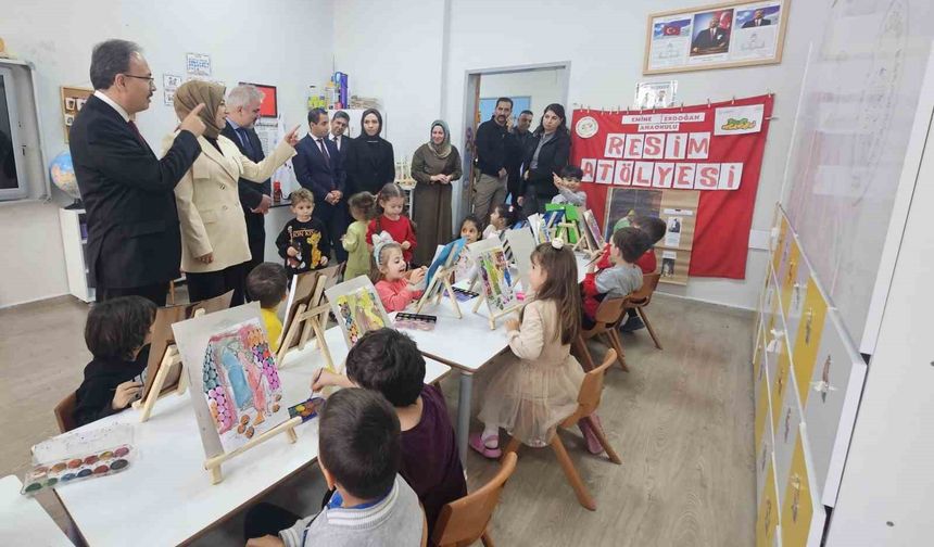 Siirt Valisi Kızılkaya öğrencilerle buluştu