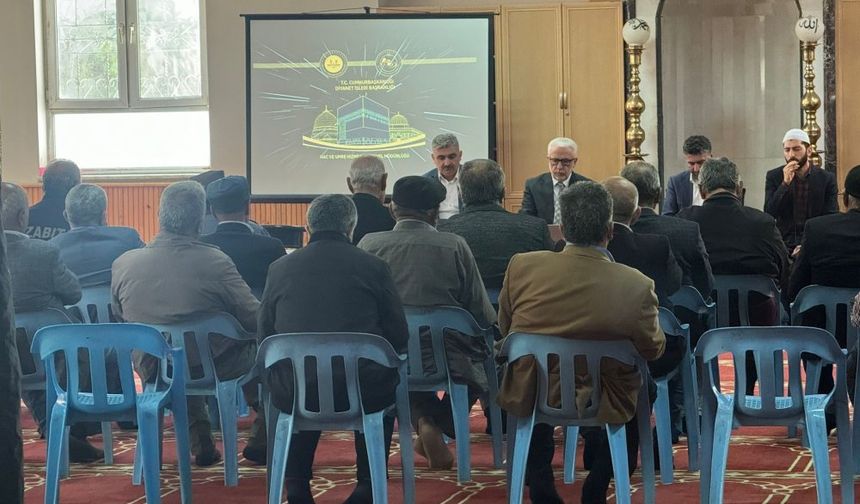 Siirt’ten Kutsal Topraklara Gidecek Hacı Adaylarına Seminer