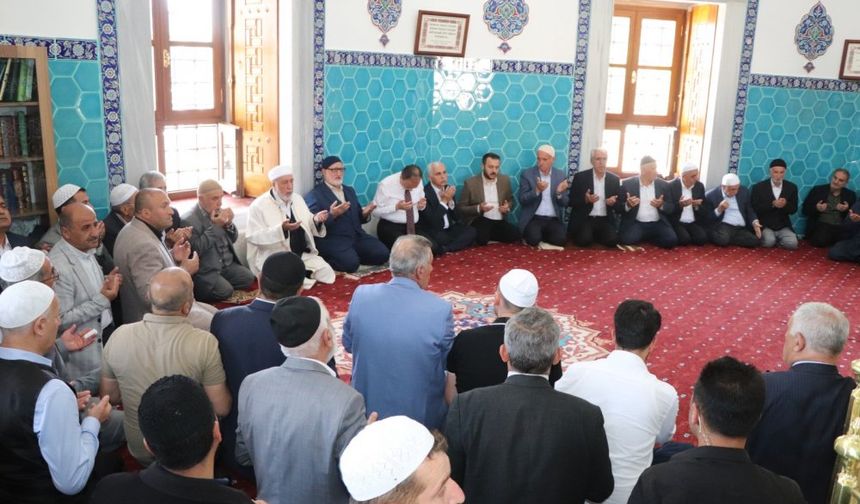 Siirt’te Büyük Âlim Şeyh Muhammed Kâzım Aydın Anıldı